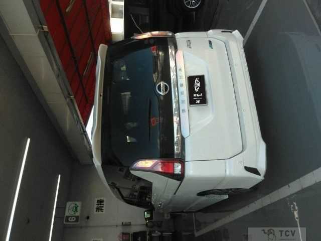 2017 Nissan Serena