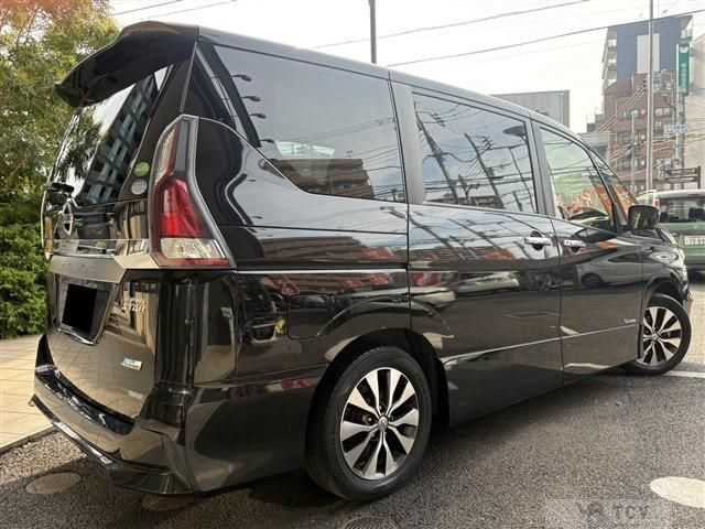2017 Nissan Serena