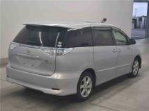 2011 Toyota Estima Hybrid