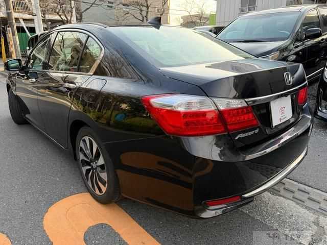 2013 Honda Accord Hybrid
