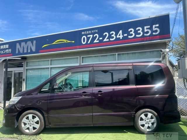 2010 Nissan Serena