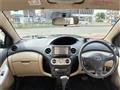 2004 Toyota Vitz