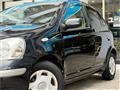 2004 Toyota Vitz