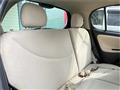 2004 Toyota Vitz