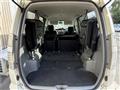 2004 Toyota Voxy