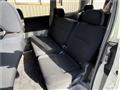 2004 Toyota Voxy