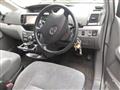 2004 Toyota Voxy