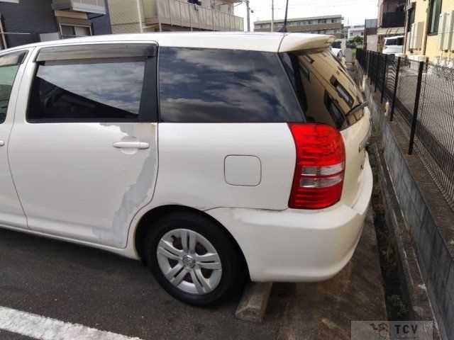 2005 Toyota Wish