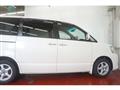 2007 Toyota Noah