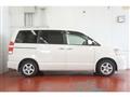 2007 Toyota Noah