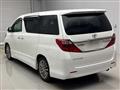 2013 Toyota Alphard