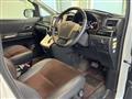 2013 Toyota Alphard
