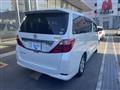 2008 Toyota Alphard