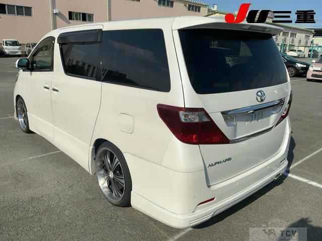 2011 Toyota Alphard
