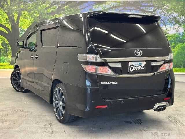 2013 Toyota Vellfire