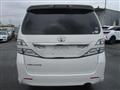 2010 Toyota Vellfire
