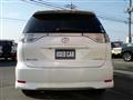 2013 Toyota Estima