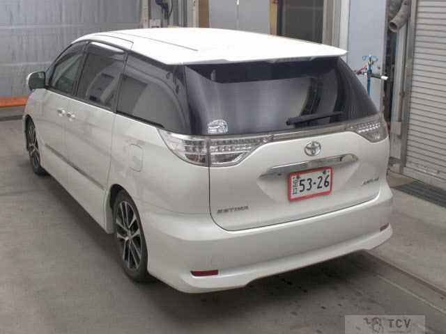 2013 Toyota Estima