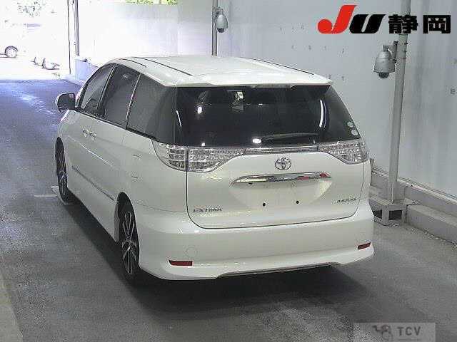 2013 Toyota Estima