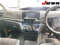 2013 Toyota Estima