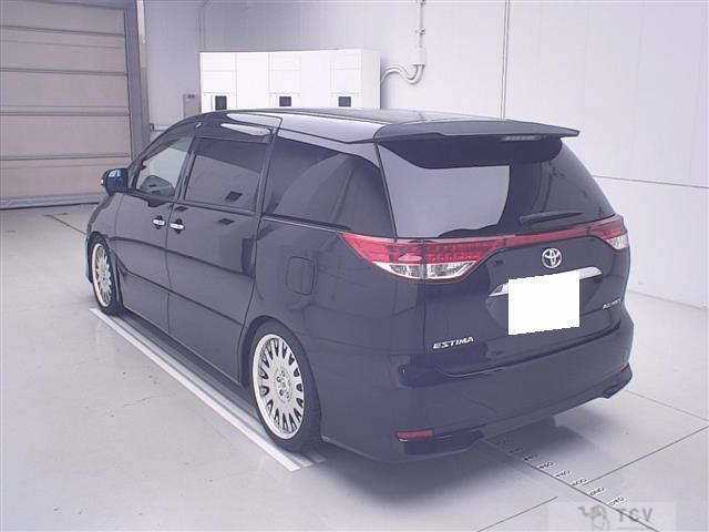 2011 Toyota Estima