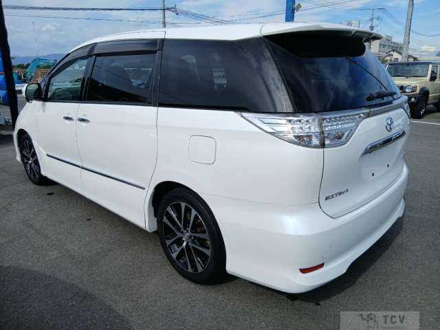 2014 Toyota Estima