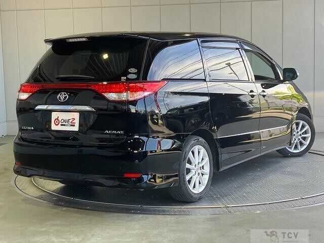 2009 Toyota Estima