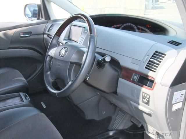 2011 Toyota Estima