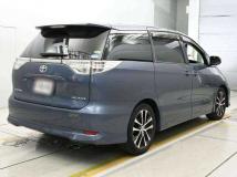 2013 Toyota Estima