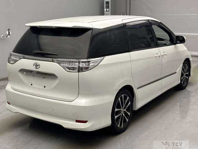 2014 Toyota Estima