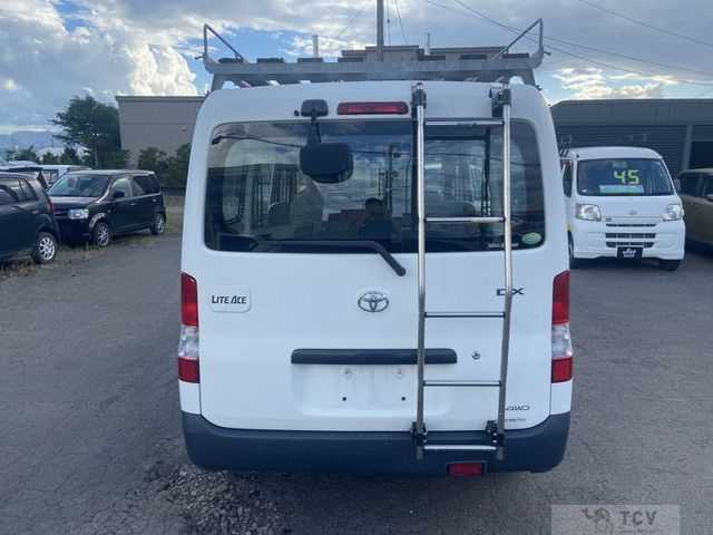 2013 Toyota Liteace Van
