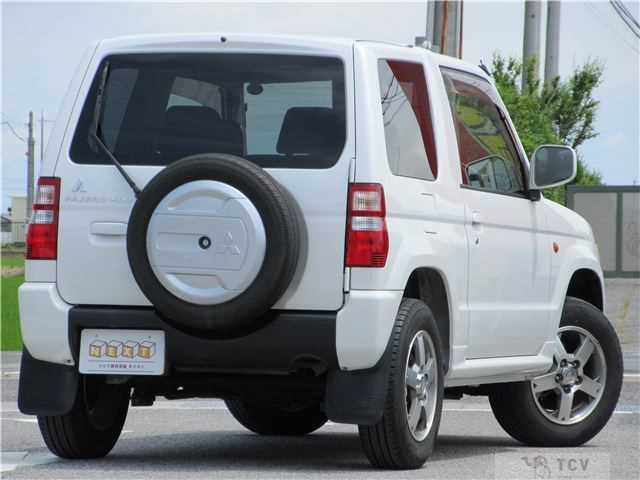 2011 Mitsubishi Pajero Mini