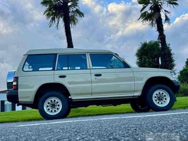 1994 Mitsubishi Pajero