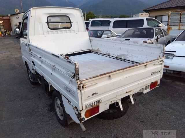 1992 Mitsubishi Minicab Truck