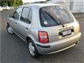 2000 Nissan March