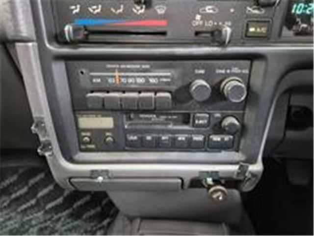 Used Toyota Hilux Surf Van 1990 (80,000 km) - TCV (formerly Trade Car View)