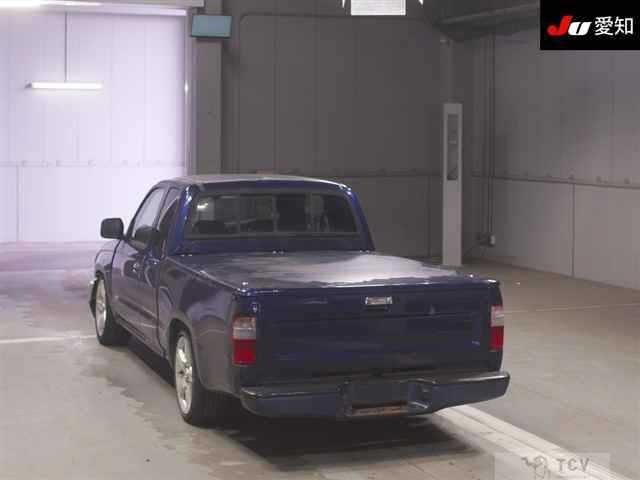 2000 Toyota Hilux