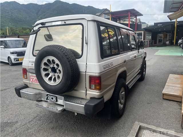 1990 Mitsubishi Pajero