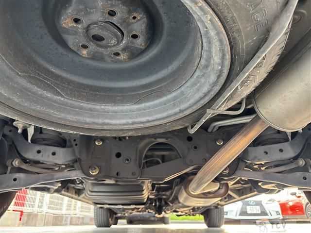 2000 Nissan Serena