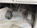2000 Nissan Serena