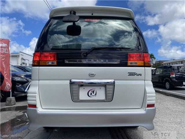 2000 Nissan Elgrand