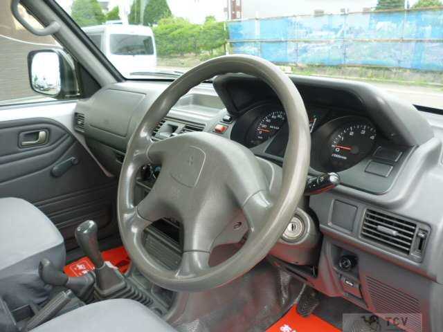 1999 Mitsubishi Pajero