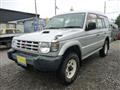 1999 Mitsubishi Pajero