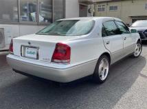 1999 Toyota Crown Majesta
