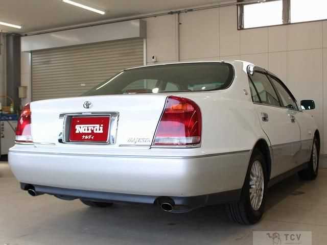 1999 Toyota Crown Majesta