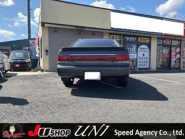 1990 Nissan Maxima