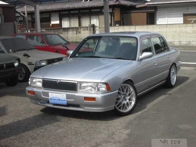 1998 Nissan Crew