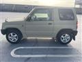 2000 Mitsubishi Pajero Mini