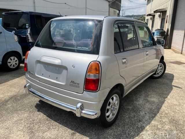 2000 Daihatsu Mira Gino1000