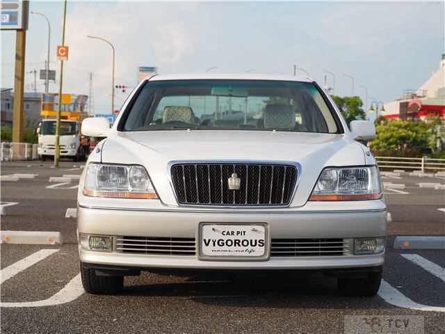 2000 Toyota Crown Majesta